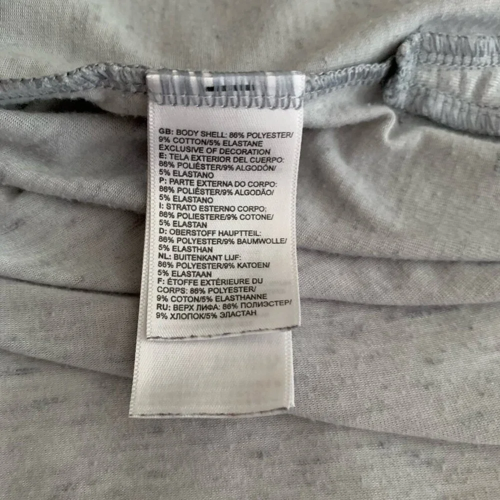 North Face Gray Women’s Size Small Scoop Neck Short Sleeve Tshirt - Picture 9 of 10
